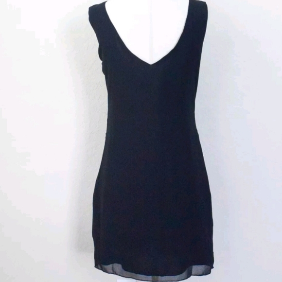 Romeo and Juliet Dress - Picture 2 of 8